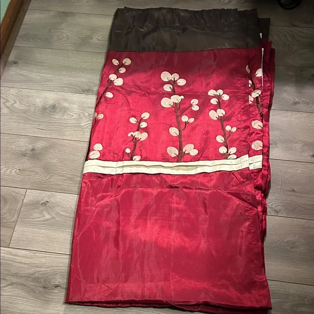 Elegant Red Floral Lined Curtains